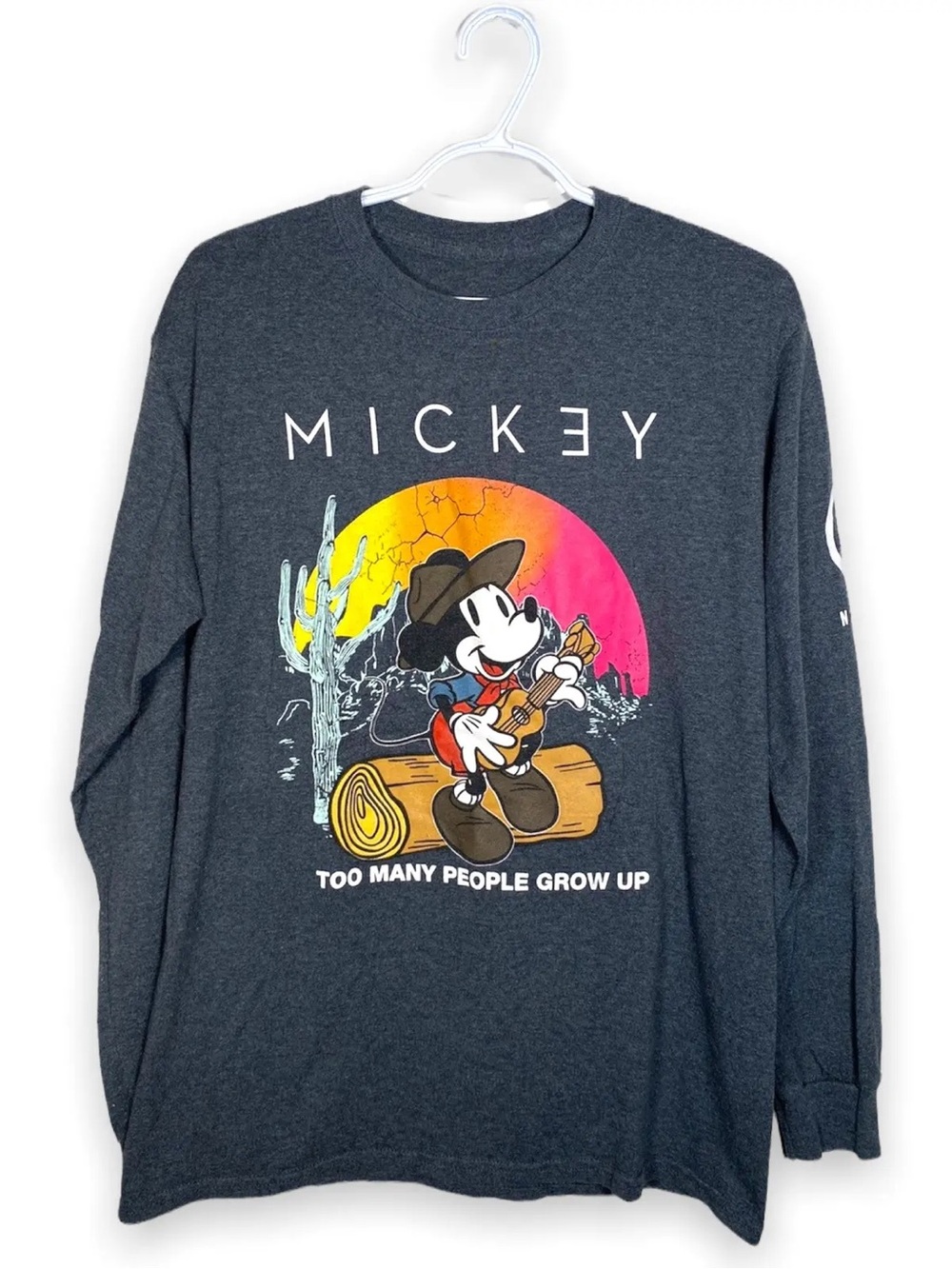 Disney × Mickey Mouse × NEFF
Too Many People Grow Up long sleeve t shirt men’s L